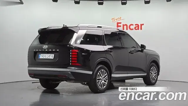 Hyundai Palisade 2025 — Photo 2/20