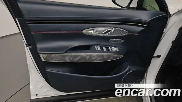 Genesis GV70 2024 — Şəkil 6/39