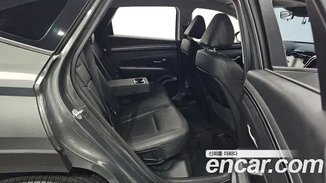 Hyundai The New Tucson 2023 — Фото 10/20