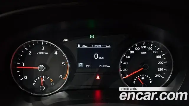 Kia Sportage The Bold 2020 — Фото 8/20