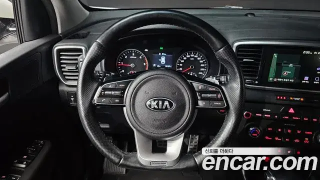 Kia Sportage The Bold 2020 — Фото 13/20