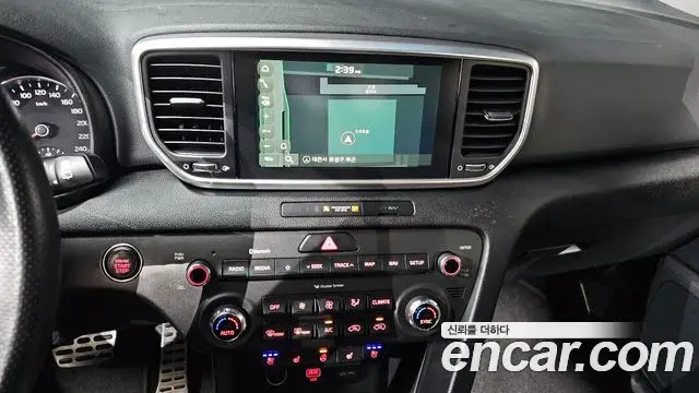 Kia Sportage The Bold 2020 — Фото 14/20