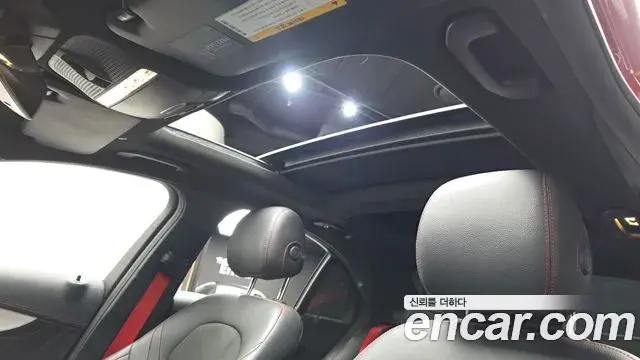 Mercedes-Benz C-Class 2019 — Фото 18/20