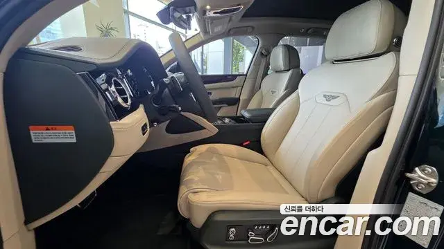 Bentley Bentayga 2024 — Şəkil 1/18