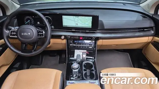 Kia Carnival 2021 — Фото 7/20