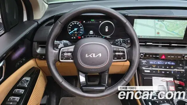 Kia Carnival 2021 — Фото 13/20