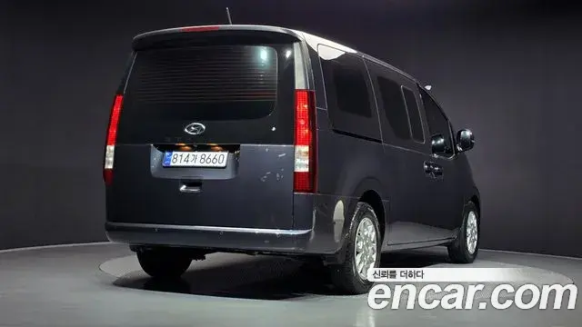 Hyundai Staria 2022 — Фото 2/20