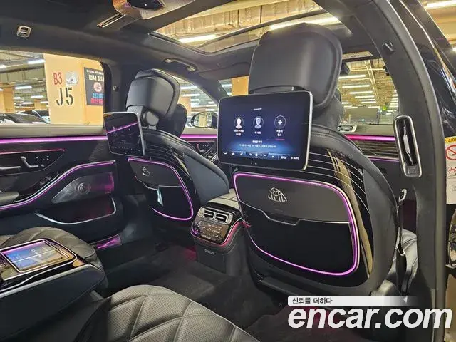 Mercedes-Benz S-Class 2022 — Фото 19/20