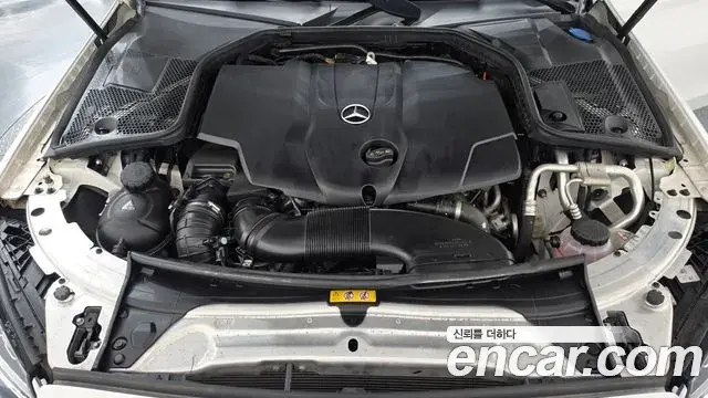 Mercedes-Benz C-Class 2018 — Фото 6/20