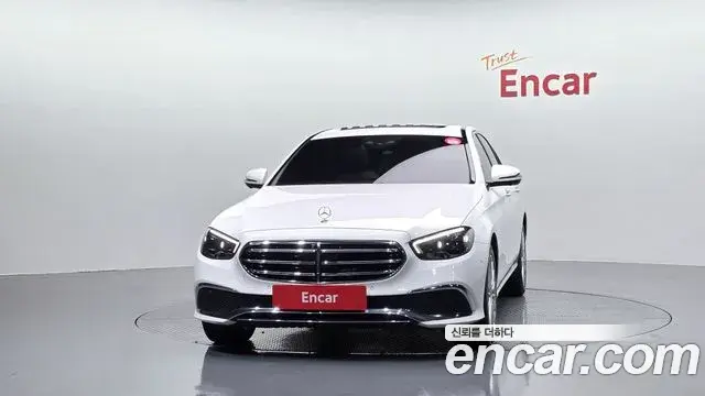 Mercedes-Benz E-Class 2022 — Фото 3/20