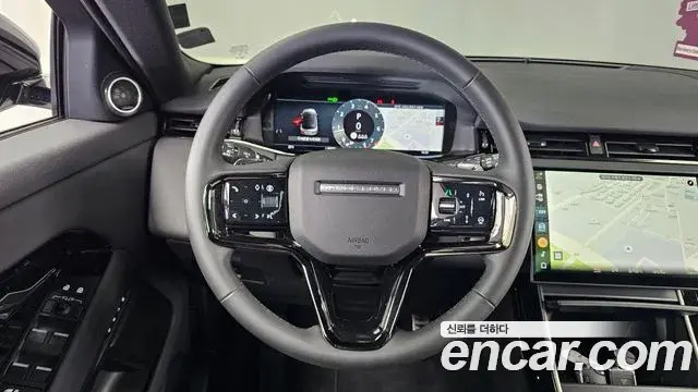 Land Rover Range Rover Evoque 2025 — Фото 12/20