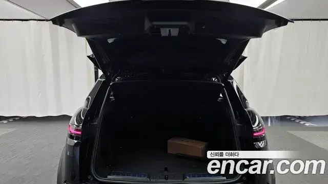 Land Rover Range Rover Evoque 2025 — Фото 17/20
