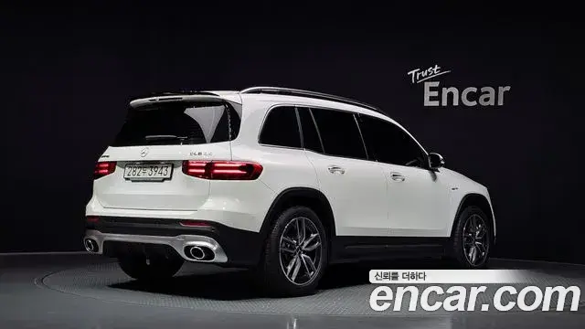 Mercedes-Benz GLB-Class 2025 — Şəkil 2/20