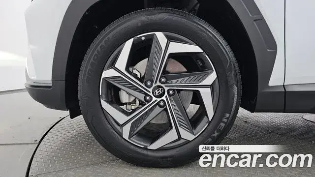 Hyundai The New Tucson 2022 — Фото 5/20