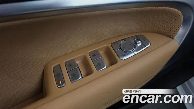 Genesis G70 2022 — Şəkil 26/41