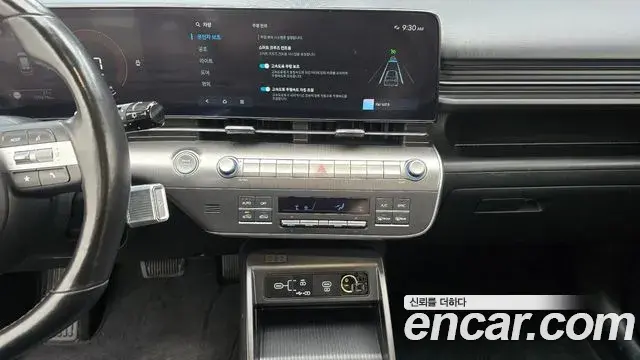 Hyundai Kona 2023 — Фото 14/20