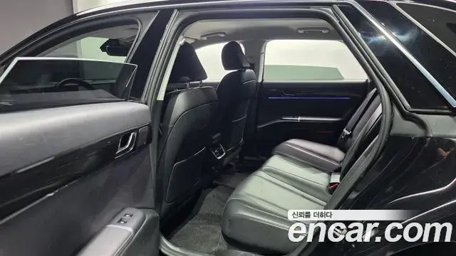 Hyundai Grandeur 2023 — Фото 11/20