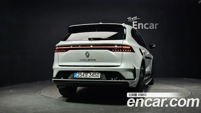 Renault Samsung Grand Koleos 2025 — Photo 12/40