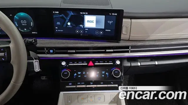 Hyundai Santa Fe 2024 — Фото 14/20