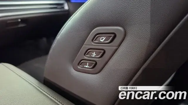 Hyundai Grandeur 2023 — Фото 16/20