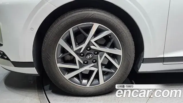 Hyundai Grandeur 2023 — Фото 5/20