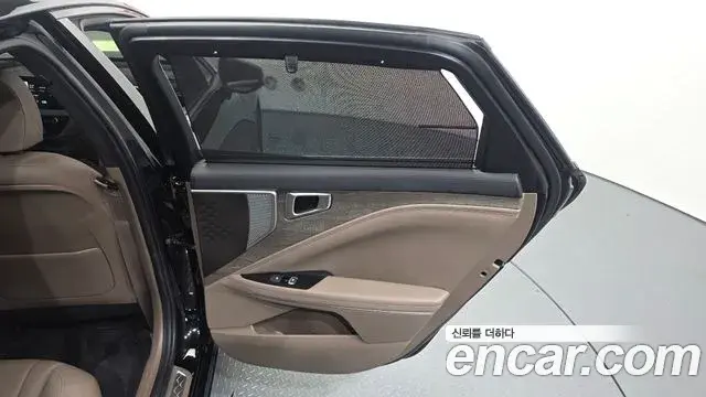 Kia K8 2022 — Şəkil 27/32