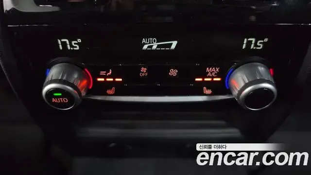 BMW 5 Series 2018 — Фото 15/20