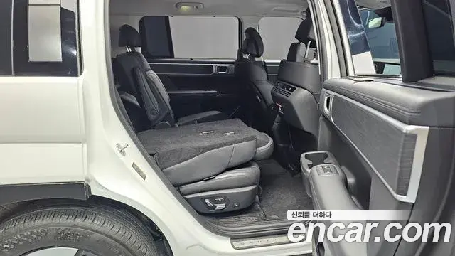 Hyundai Santa Fe 2024 — Фото 12/20
