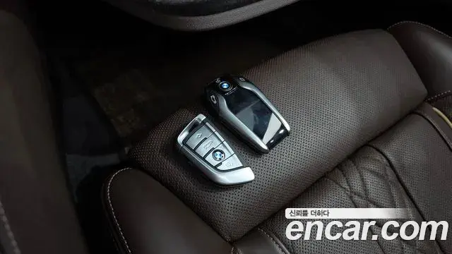BMW 5 Series 2019 — Фото 15/20