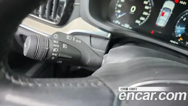 Volvo V60 Cross Country 2019 — Photo 3/35