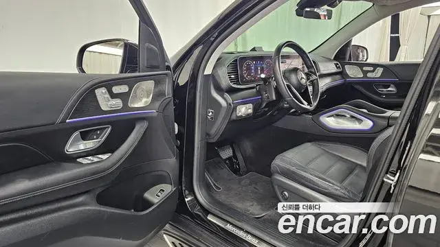 Mercedes-Benz GLE-Class 2023 — Фото 10/20
