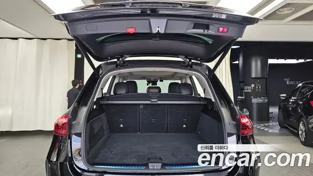 Mercedes-Benz GLE-Class 2023 — Фото 18/20