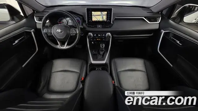 Toyota RAV4 2019 — Şəkil 17/20