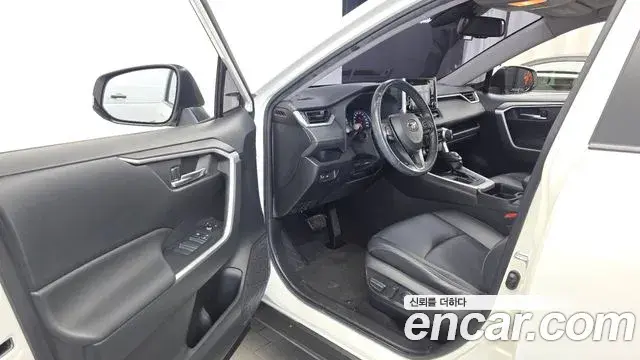 Toyota RAV4 2019 — Şəkil 3/20