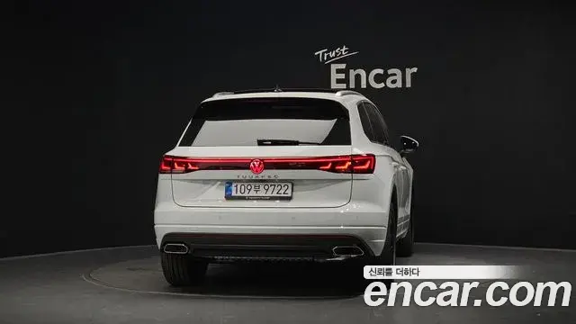 Volkswagen Touareg 2026 — ფოტო 4/20