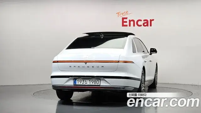 Hyundai Grandeur 2025 — Фото 3/20