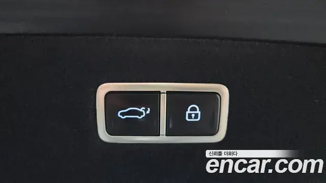 Genesis G90 2022 — Фото 18/20