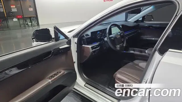 Hyundai Grandeur 2023 — Фото 10/20