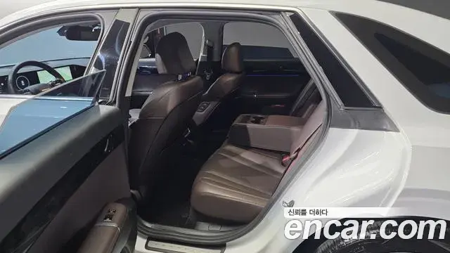Hyundai Grandeur 2023 — Фото 11/20
