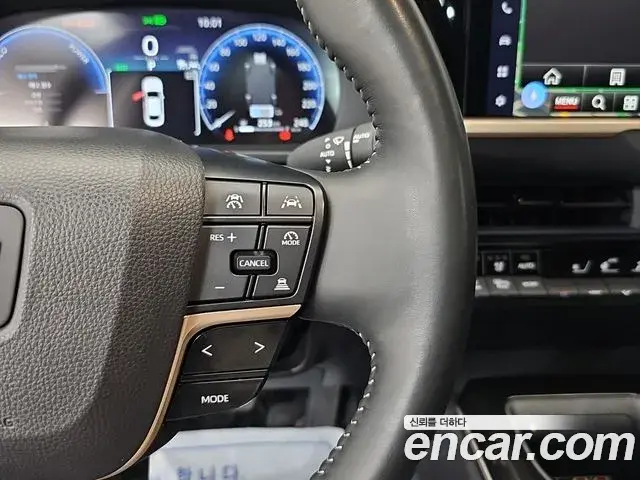 Toyota Crown Crossover 2024 — Photo 20/20