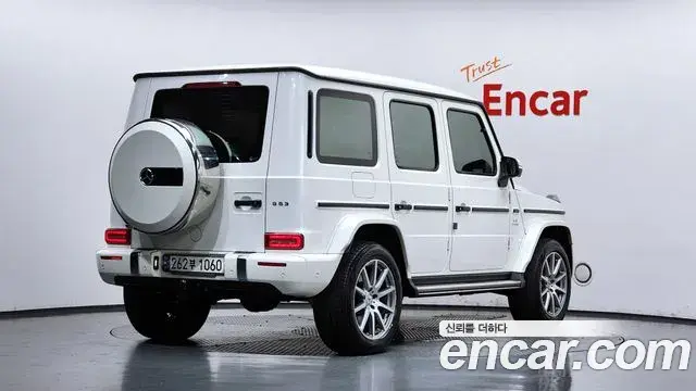 Mercedes-Benz G-Class 2021 — Photo 14/20