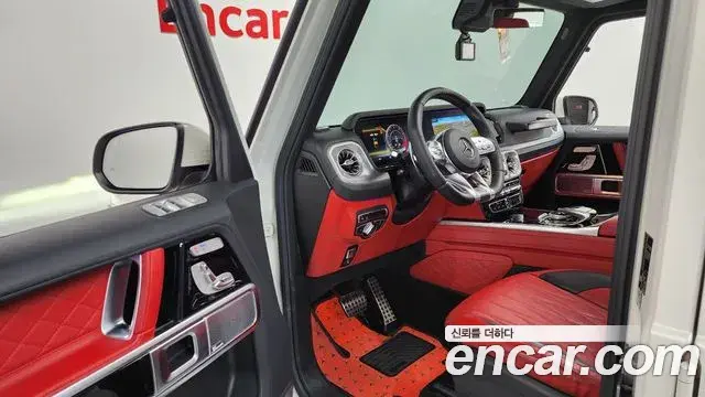 Mercedes-Benz G-Class 2021 — Photo 1/20