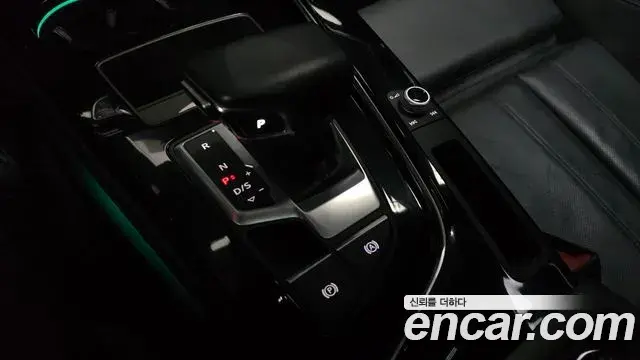 Audi A4 2020 — Şəkil 9/20