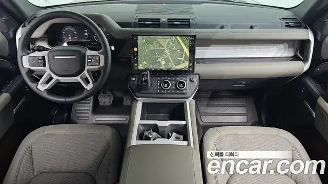 Land Rover Defender 2026 — Фото 9/20