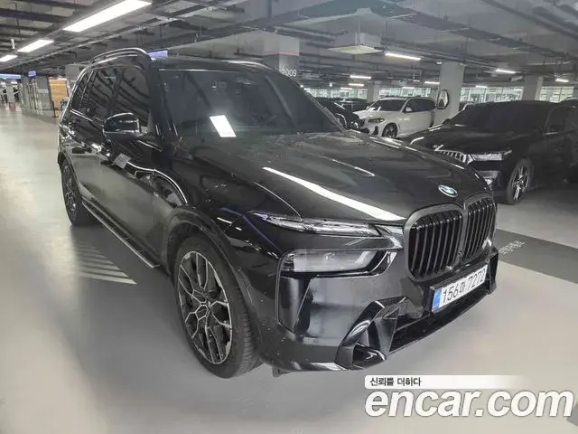 BMW X7 2026 — Фото 1/13