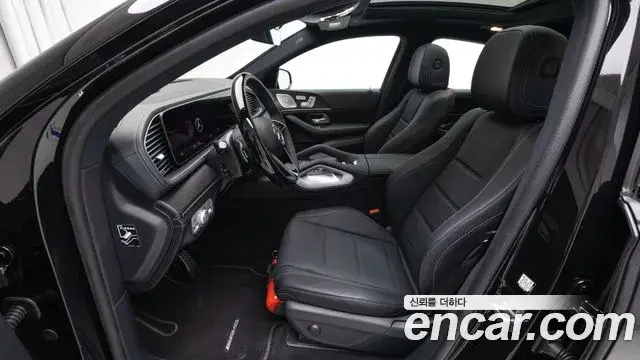 Mercedes-Benz GLE-Class 2025 — Photo 14/20
