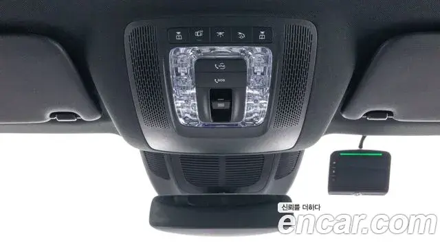 Mercedes-Benz GLE-Class 2025 — Photo 17/20