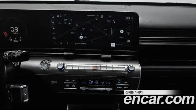 Hyundai Kona 2023 — Фото 14/20