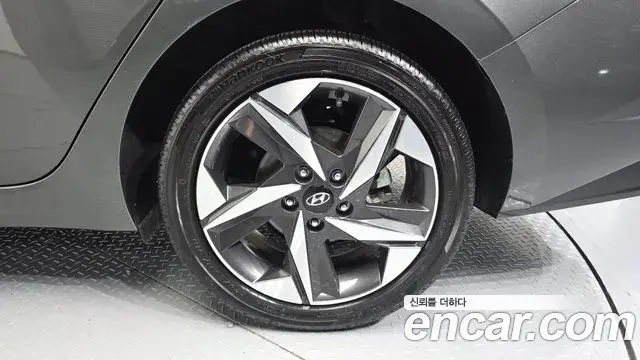 Hyundai Avante 2023 — Фото 5/20