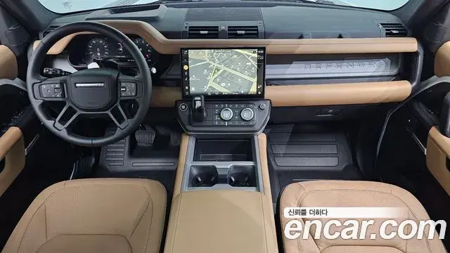 Land Rover Defender 2026 — Фото 9/20